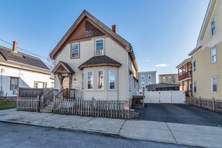 40 Chester St, Lawrence, MA 01843