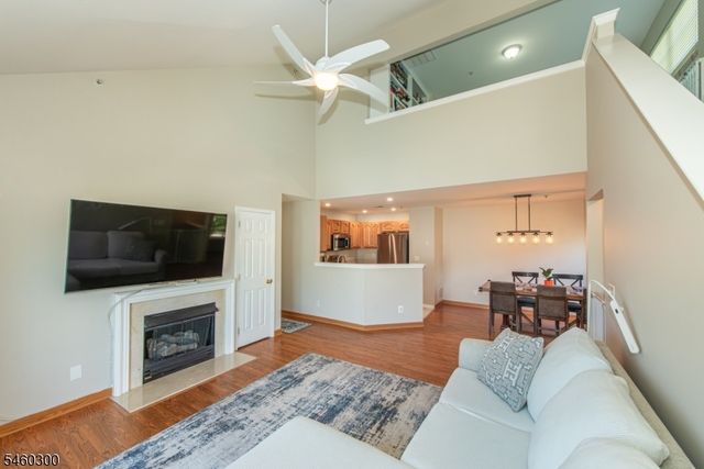 904 Wendover Ct, Randolph Twp., NJ 07869