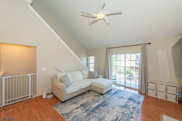904 Wendover Ct, Randolph Twp., NJ 07869