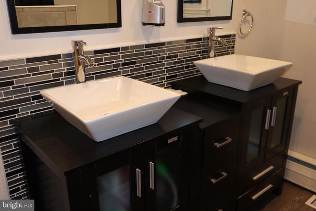 121 PATTERSON AVE, Bellmawr, NJ 08031