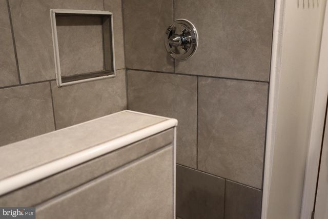 121 PATTERSON AVE, Bellmawr, NJ 08031