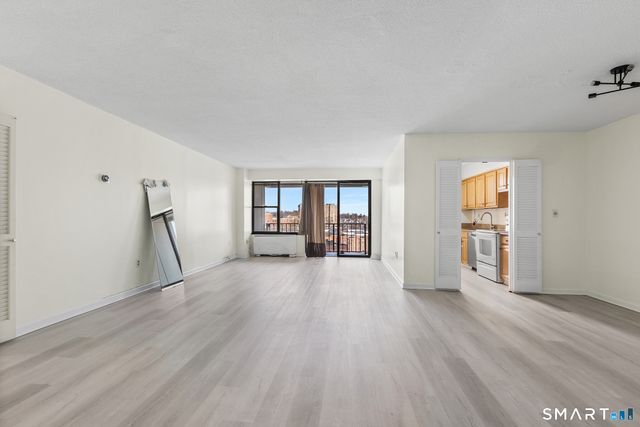 44 Strawberry Hill Avenue APT 11N, Stamford, CT 06902