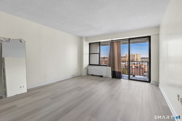 44 Strawberry Hill Avenue APT 11N, Stamford, CT 06902