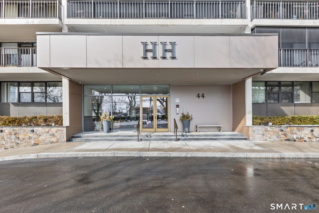 44 Strawberry Hill Avenue APT 11N, Stamford, CT 06902