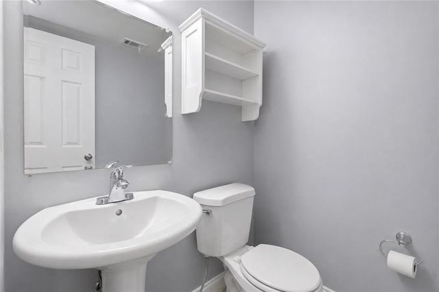 6980 Roswell Road A7, Sandy Springs, GA 30328