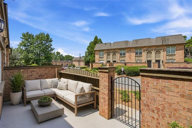 6980 Roswell Road A7, Sandy Springs, GA 30328