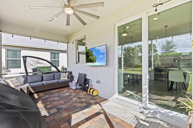 12384 SW Myrtle Oak Drive, Port St Lucie, FL 34987