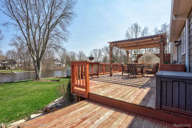 5936 Wellington Drive, Independence Charter Township, MI 48346