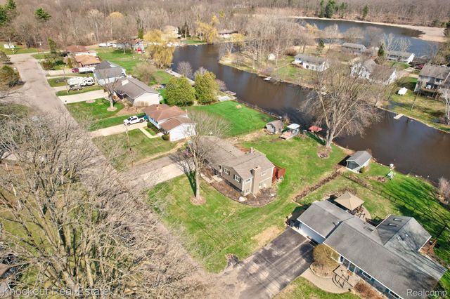 5936 Wellington Drive, Independence Charter Township, MI 48346