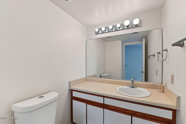 2573 W MONTE CRISTO Avenue, Phoenix, AZ 85023