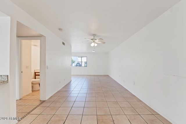 2573 W MONTE CRISTO Avenue, Phoenix, AZ 85023