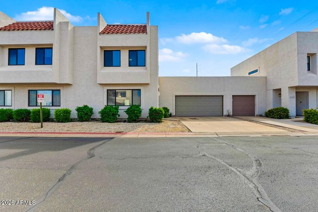 2573 W MONTE CRISTO Avenue, Phoenix, AZ 85023