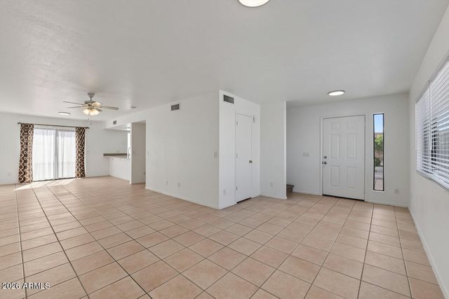 2573 W MONTE CRISTO Avenue, Phoenix, AZ 85023