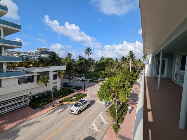 158 Ocean Dr 406, Miami Beach, FL 33139