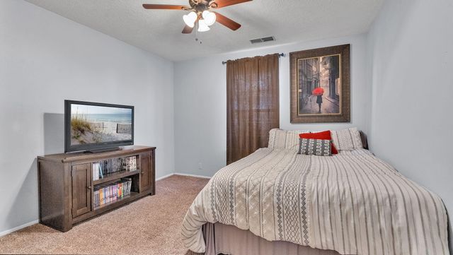 318 Green Acres Lane, Belen, NM 87002