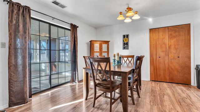 318 Green Acres Lane, Belen, NM 87002