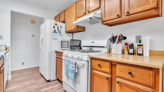 318 Green Acres Lane, Belen, NM 87002