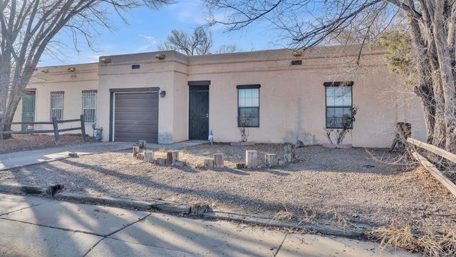 318 Green Acres Lane, Belen, NM 87002