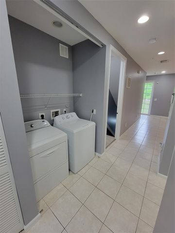 3920 Laurel Ln, Coconut Creek, FL 33073