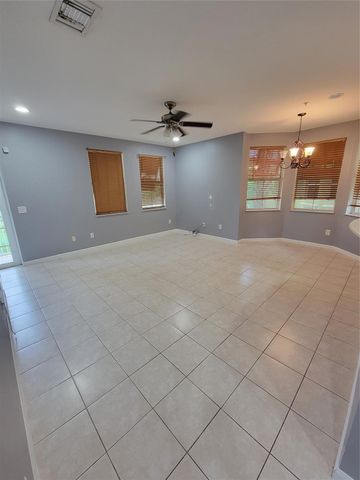 3920 Laurel Ln, Coconut Creek, FL 33073