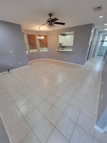 3920 Laurel Ln, Coconut Creek, FL 33073