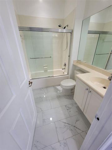 3920 Laurel Ln, Coconut Creek, FL 33073