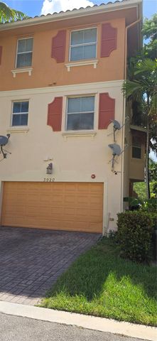 3920 Laurel Ln, Coconut Creek, FL 33073