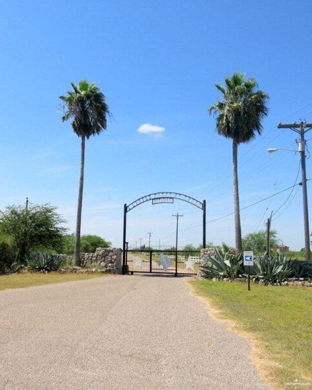 34907 Longhorn Drive, Edinburg, TX 78542