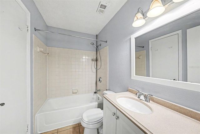 9481 HIGHLAND OAK DRIVE 1416, Tampa, FL 33647