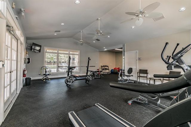 9481 HIGHLAND OAK DRIVE 1416, Tampa, FL 33647