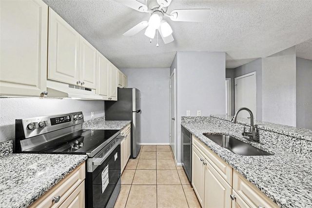 9481 HIGHLAND OAK DRIVE 1416, Tampa, FL 33647