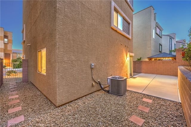 3939 Deluge Drive, Las Vegas, NV 89129