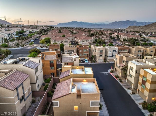 3939 Deluge Drive, Las Vegas, NV 89129