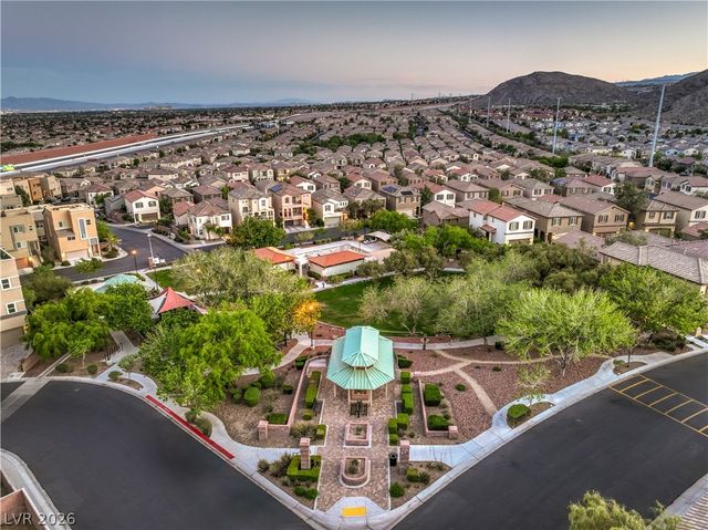 3939 Deluge Drive, Las Vegas, NV 89129