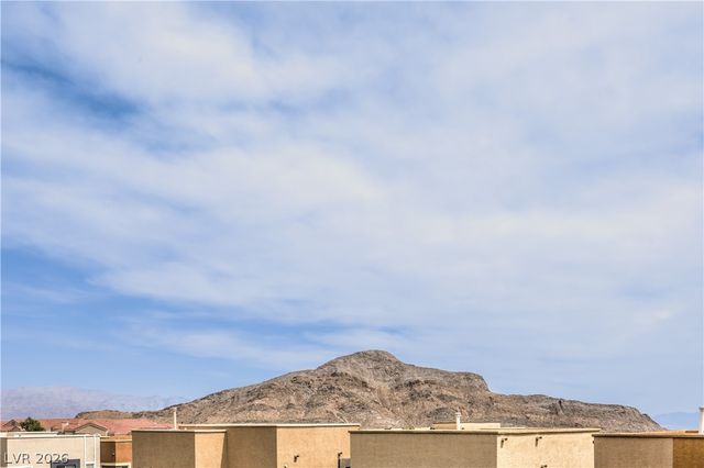 3939 Deluge Drive, Las Vegas, NV 89129