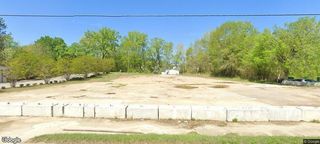 210 S Bickett Boulevard, Louisburg, NC 27549