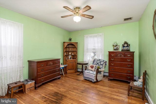 260 MERCER ST, Hamilton, NJ 08690