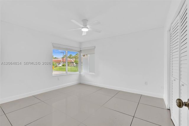 616 NE 195th St, Miami, FL 33179
