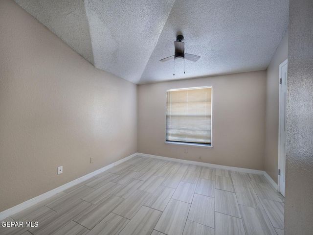 1901 Lake Omega Street A, El Paso, TX 79936