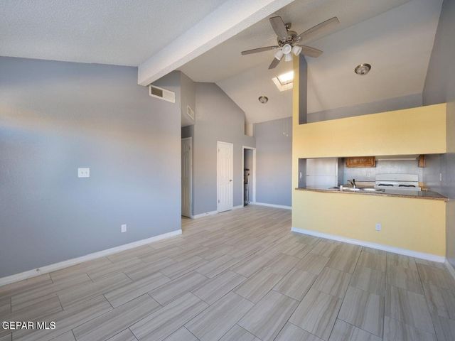 1901 Lake Omega Street A, El Paso, TX 79936