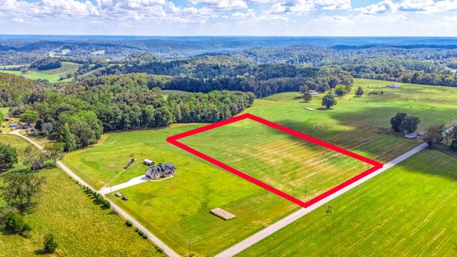 5 Salem Rd, Minor Hill, TN 38473
