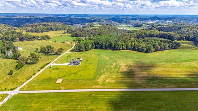 5 Salem Rd, Minor Hill, TN 38473