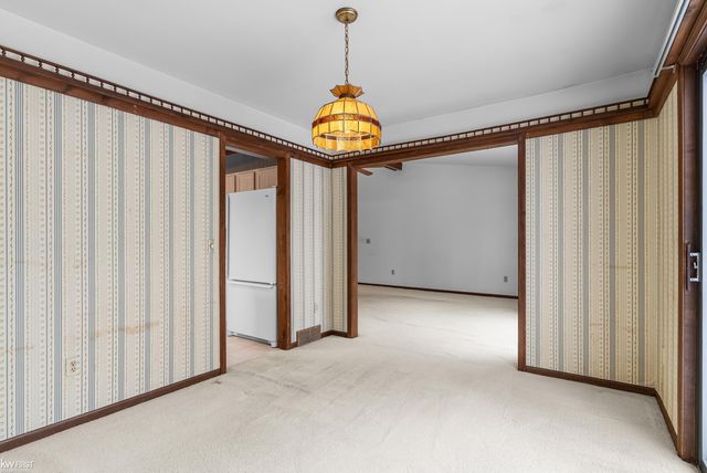 451 Sandehurst Drive, Grand Blanc, MI 48439