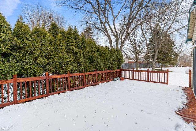 451 Sandehurst Drive, Grand Blanc, MI 48439