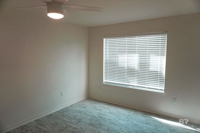 2200 W 2nd Street 203-A, Gulf Shores, AL 36542