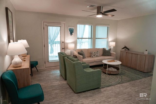 2200 W 2nd Street 203-A, Gulf Shores, AL 36542