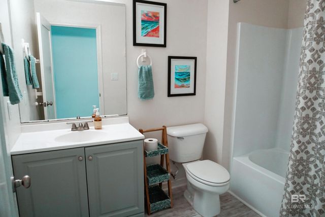 2200 W 2nd Street 203-A, Gulf Shores, AL 36542