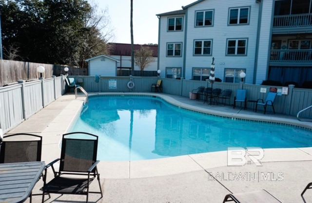 2200 W 2nd Street 203-A, Gulf Shores, AL 36542