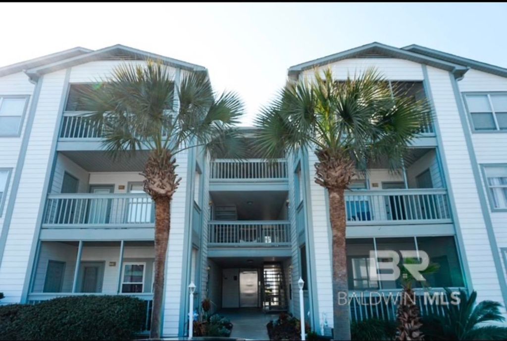 2200 W 2nd Street 203-A, Gulf Shores, AL 36542