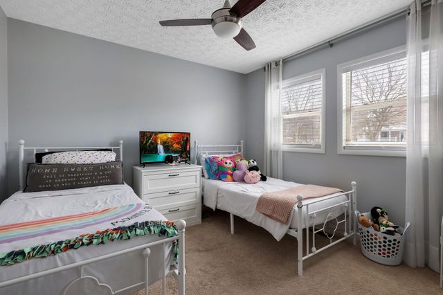 1545 E Choctaw Drive, London, OH 43140